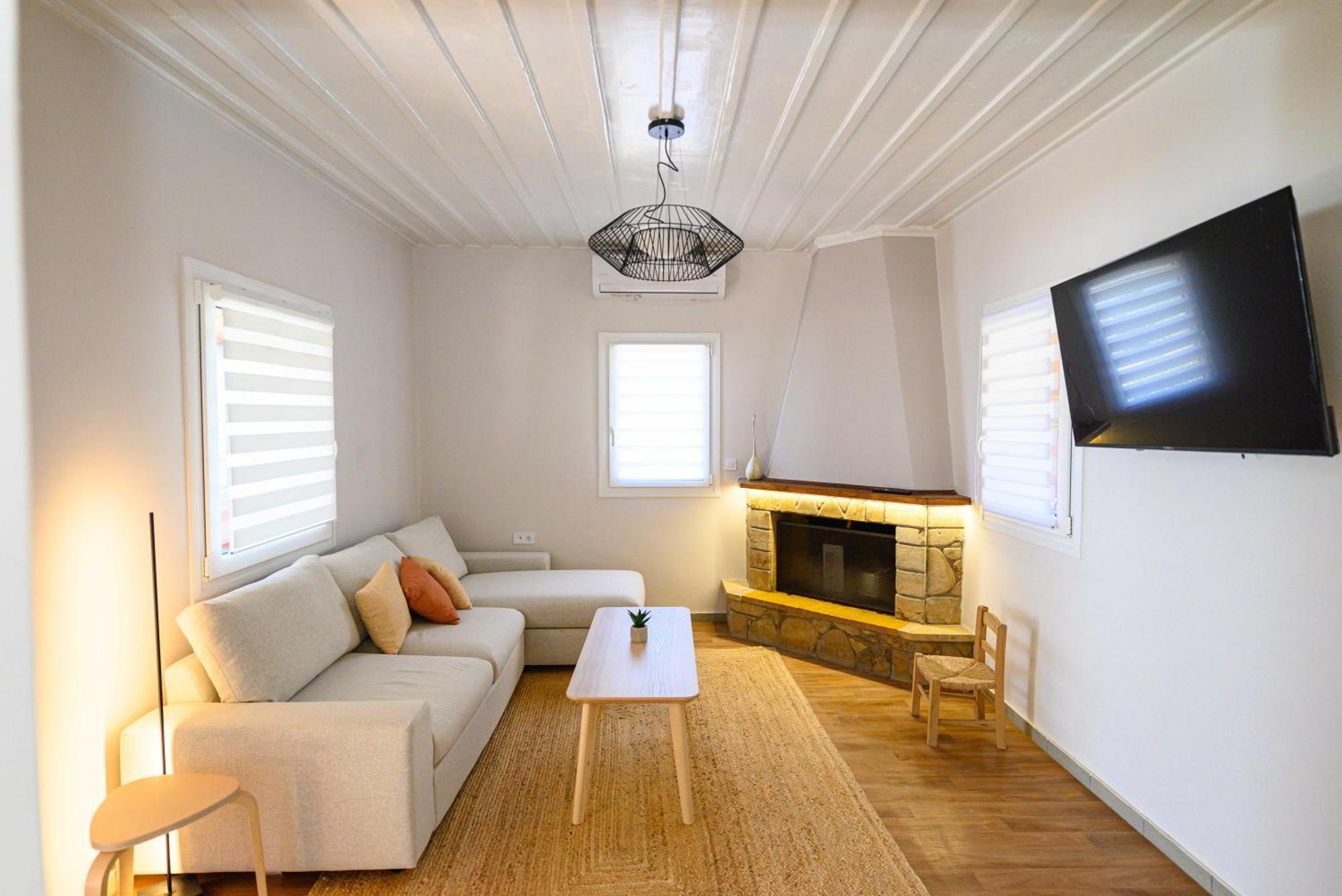 Salty Noses Beach House Paradise Perfect For Families Pyrgos  Exterior photo